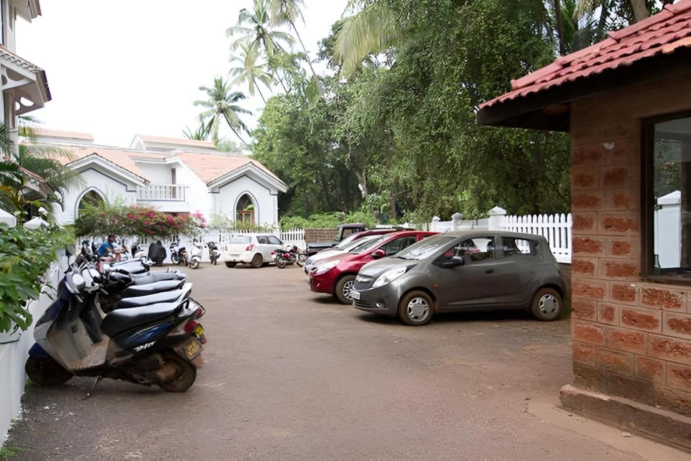 Riviera Hermitage Arpora Ngoại thất bức ảnh
